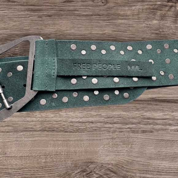 NWT Free People Gemini Hip Belt in Uncut Emerald - Picture 7 of 10